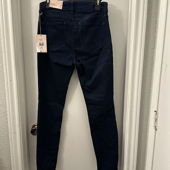 NWT NYDJ Women's Ami Skinny Denim Jeans Color: Rinse - Picture 10 of 15